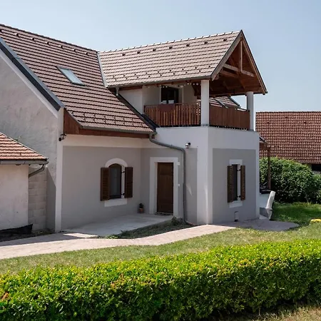 Apartmán Berkenyeliget Vendeghaz
