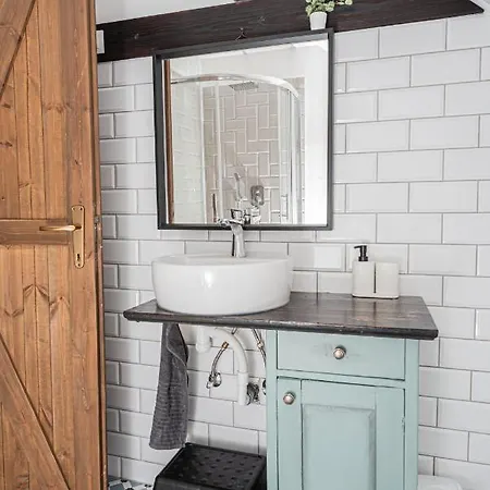 Berkenyeliget Vendeghaz * Szigliget